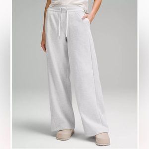 Lululemon Scuba Mid-Rise Wide-Leg Pant Full Length